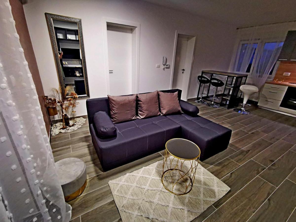 Apartament Golden - Self Check In Osijek Zewnętrze zdjęcie