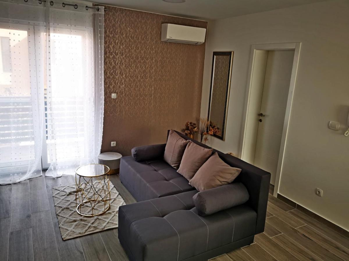 Apartament Golden - Self Check In Osijek Zewnętrze zdjęcie